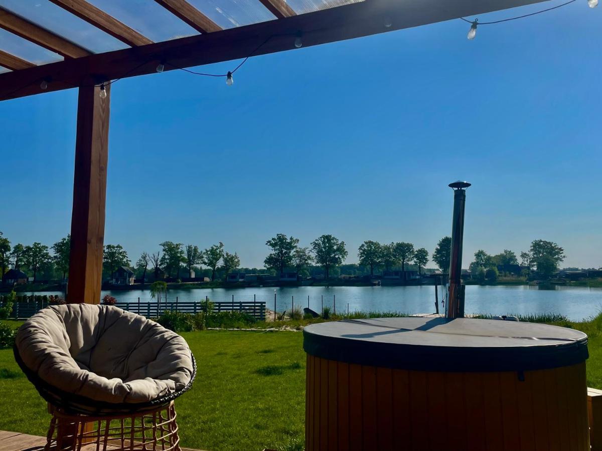 הוילה Bieniowice Relax House Nad Jeziorem Z Goraca Balia מראה חיצוני תמונה