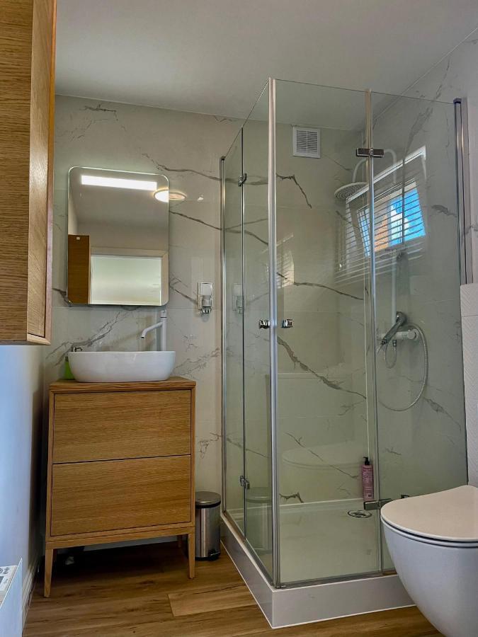 הוילה Bieniowice Relax House Nad Jeziorem Z Goraca Balia מראה חיצוני תמונה